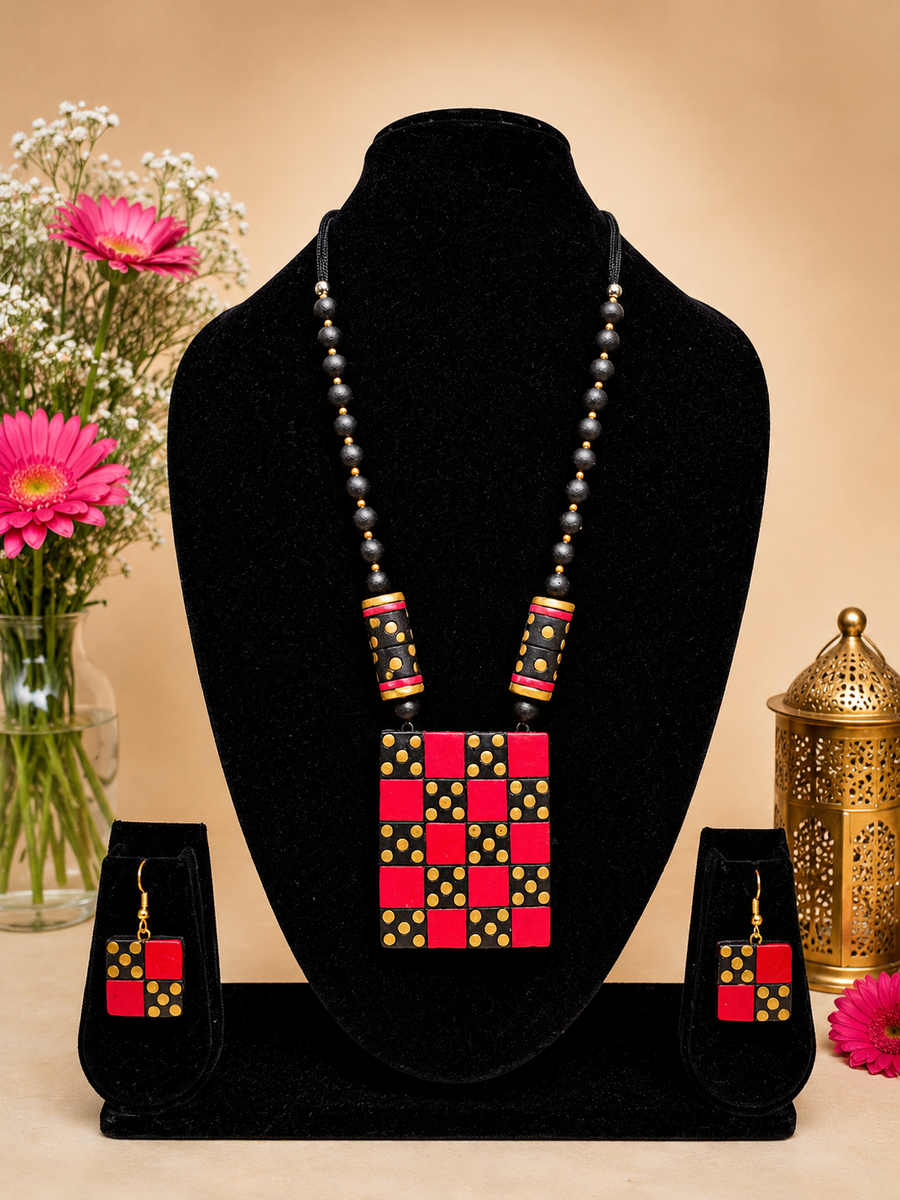 Royal Checkered Terracotta Jewellery Set