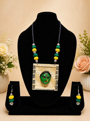 Vanya Shakti Jewellery Set