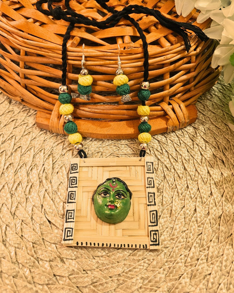 Vanya Shakti Jewellery Set